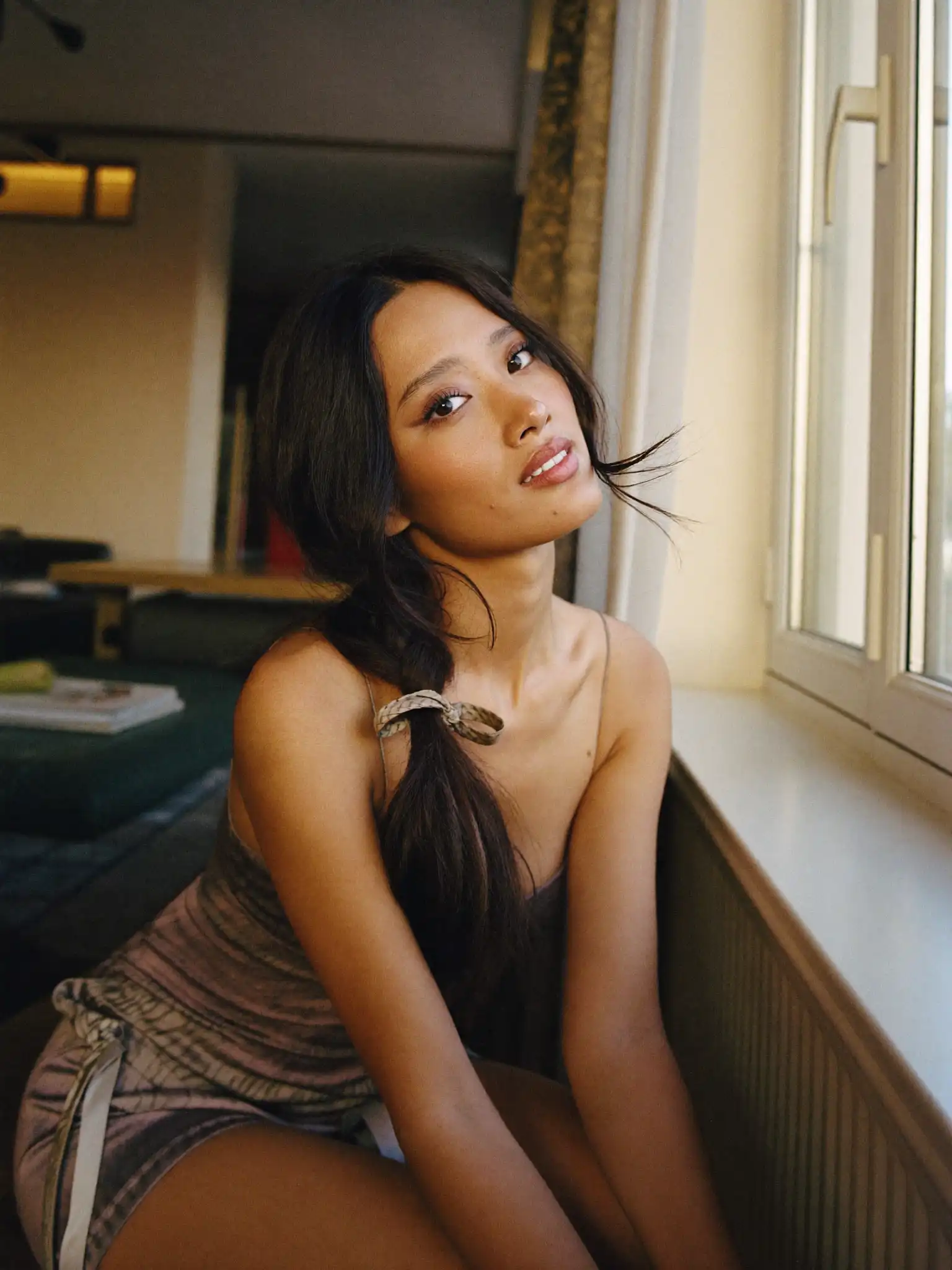 Romantische Thai Frau in Berlin in warmer Atmosphäre – Thai Frauen Berlin kennenlernen und treffen